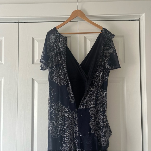 Chaps Dress Paisley Flowy Navy Blue White Maxi Dress Size 14 NWT - Picture 13 of 13
